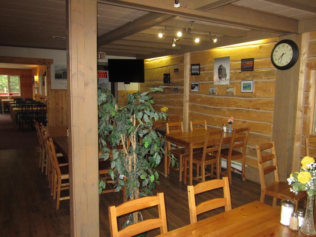 ווייטהורס Spirit Lake Lodge מראה חיצוני תמונה