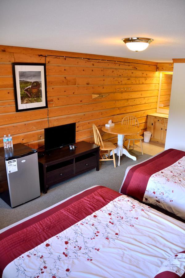 ווייטהורס Spirit Lake Lodge מראה חיצוני תמונה