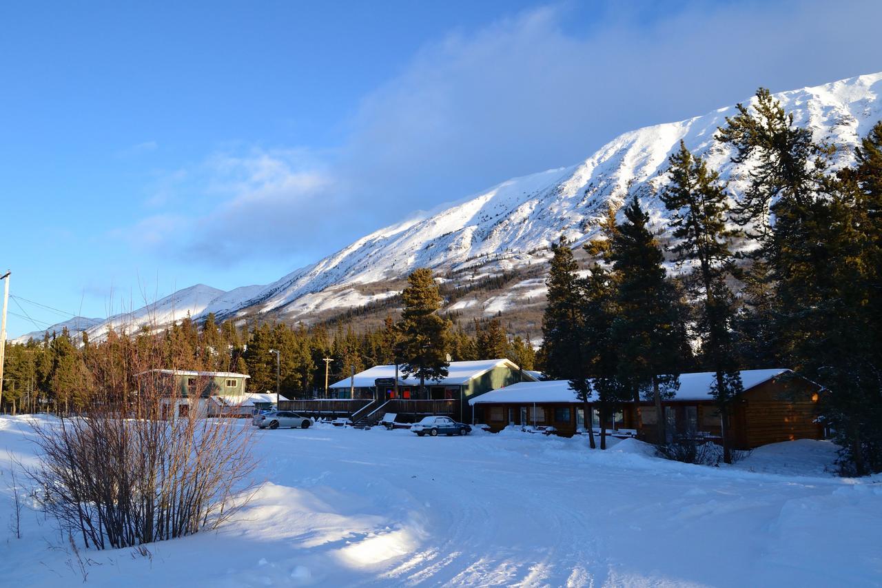 ווייטהורס Spirit Lake Lodge מראה חיצוני תמונה