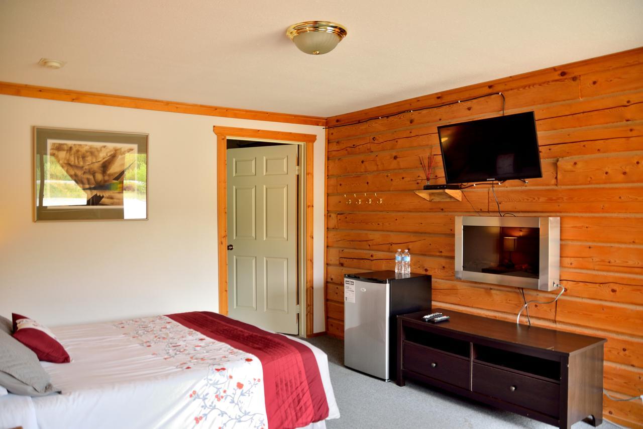 ווייטהורס Spirit Lake Lodge מראה חיצוני תמונה